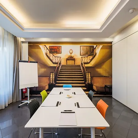 Hotel Jr Amadeus 4*