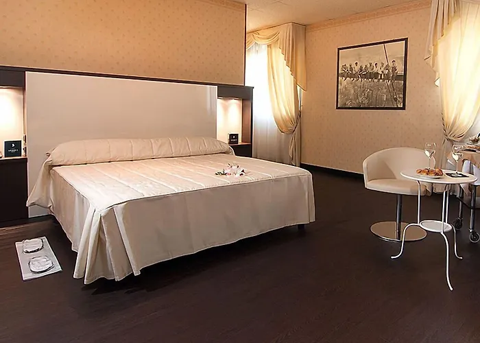 Jr Amadeus Hotel Bologna