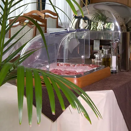 Jr Amadeus Hotel Bologna
