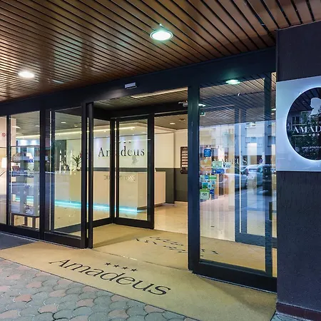 Hotel Jr Amadeus
