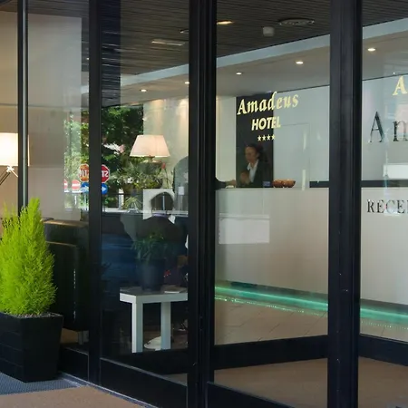 Hotel Jr Amadeus 4*