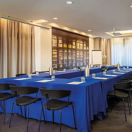 Hotel Jr Amadeus 4*
