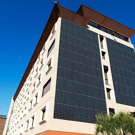 Jr Amadeus Hotel