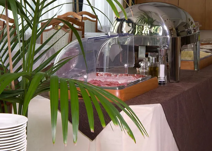 Jr Amadeus Hotell Bologna